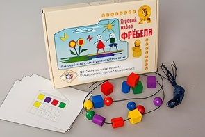 Игровой набор Фребеля "Бусы-шнуровка" (серия "Эксперимент") - fgospostavki.ru - Калуга